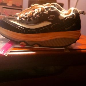 Sketchers shape ups Womens